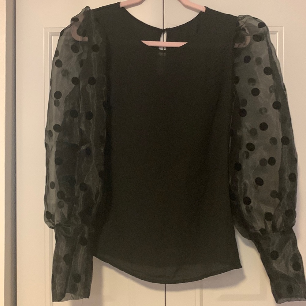 BLACK SHEER TOP